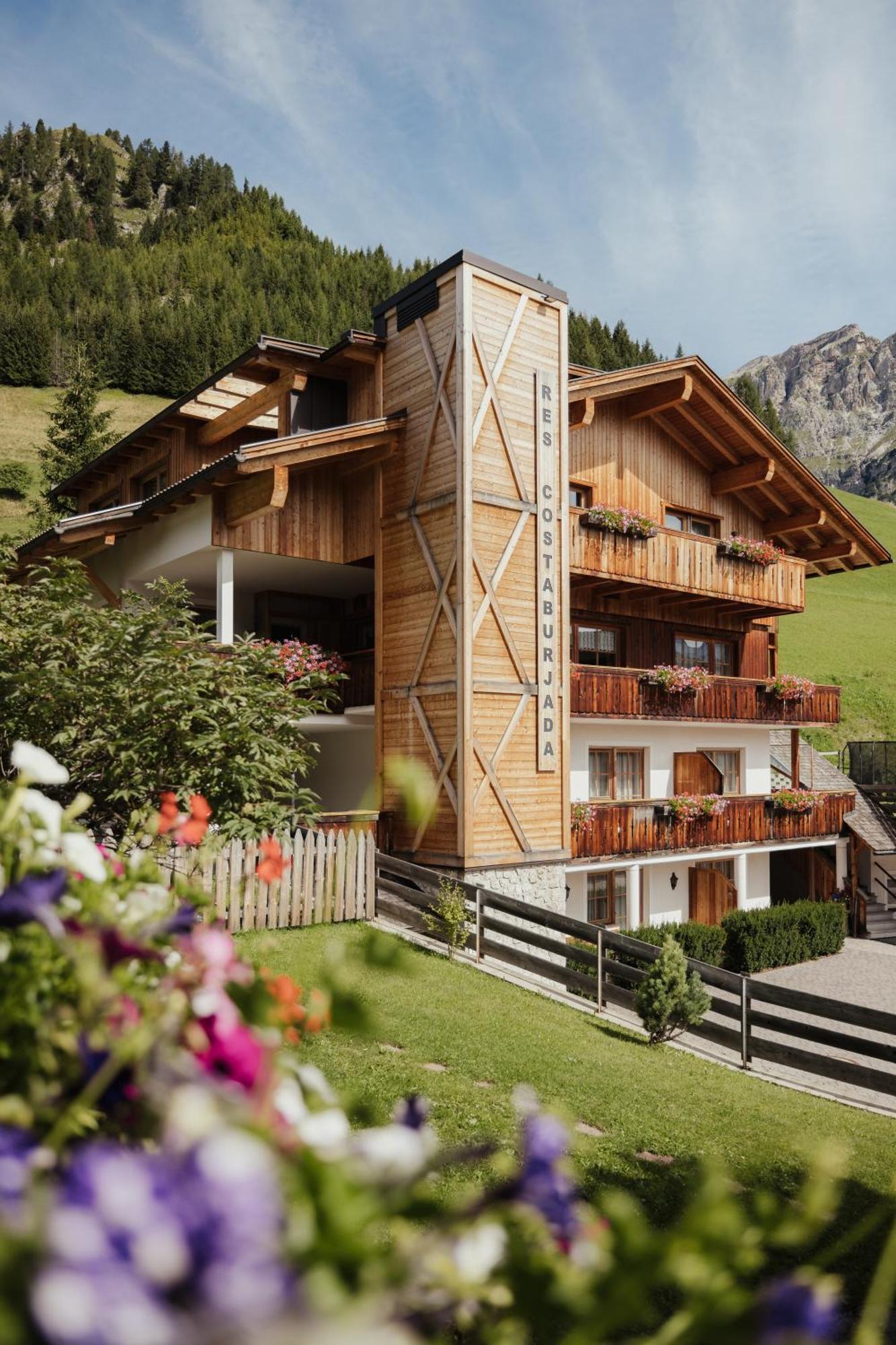 Residence Costa Burjada Colfosco Eksteriør billede