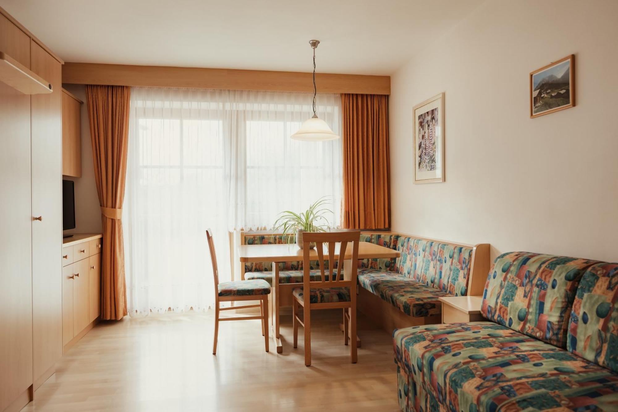 Residence Costa Burjada Colfosco Eksteriør billede