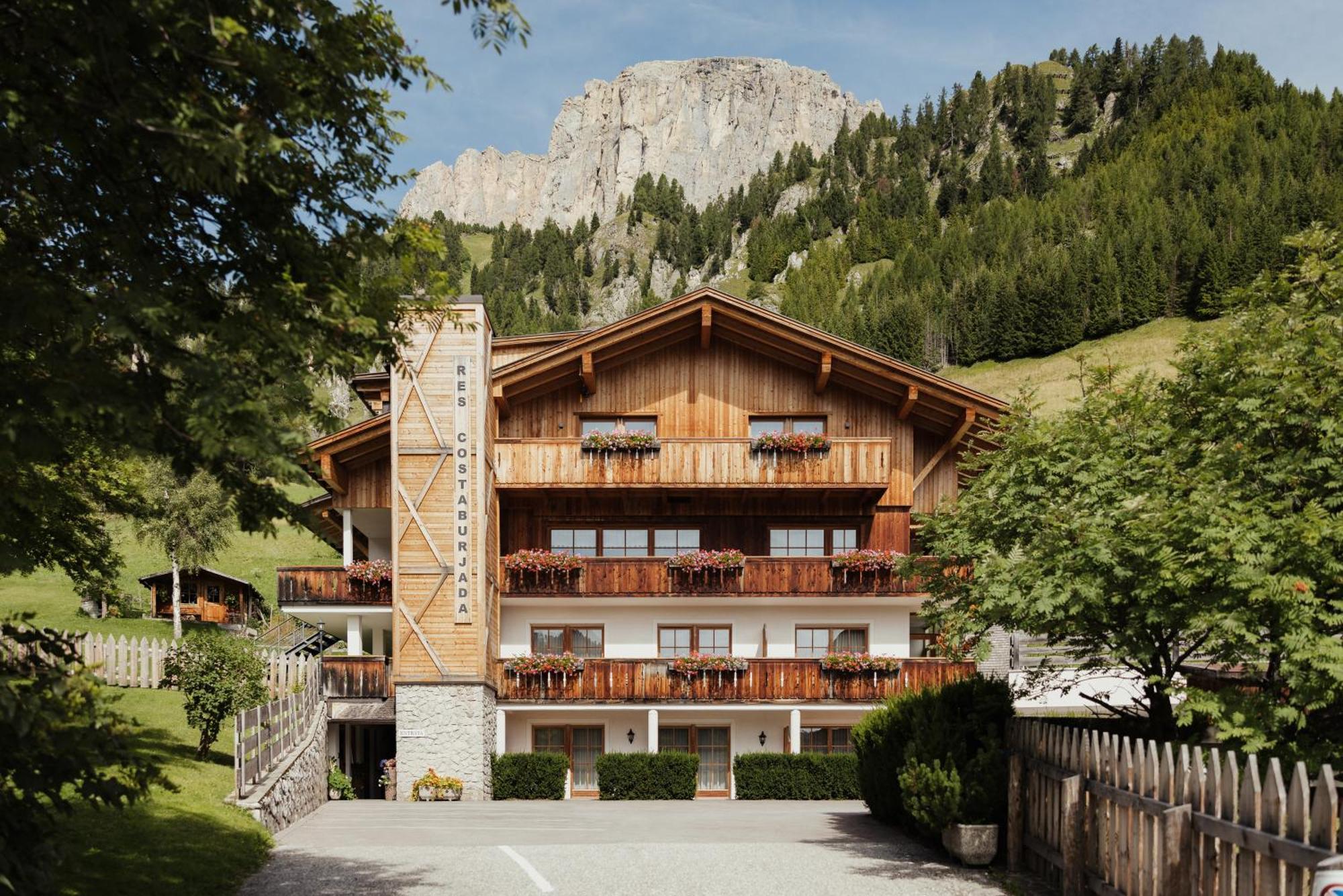 Residence Costa Burjada Colfosco Eksteriør billede